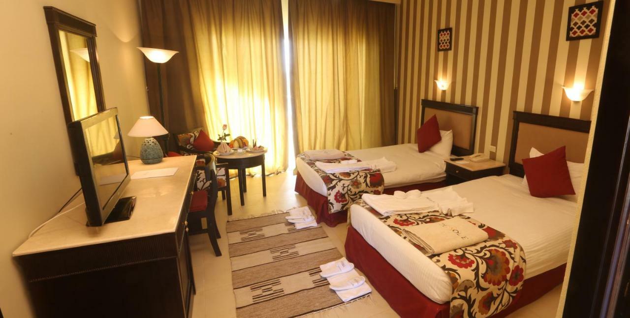 Dessole Holiday Taba Resort Nuweiba` Rum bild